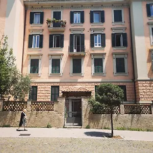 https://relais-villa-fiorelli.it-romehotels.com