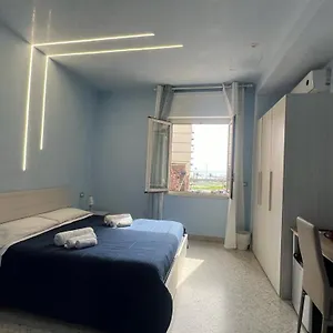 https://bb-stella.taorminaitalyhotels.com